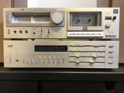 JVC, ensemble HIFI comprenant un amplificateur...