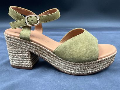 ALIWELL, modèle FORLI, pointure 36, paire...