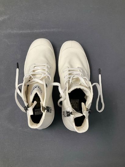 PALLADIUM, modèle Pampa 2 back zip, taille...