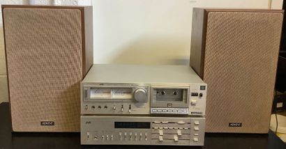 JVC, ensemble HIFI comprenant un amplificateur...