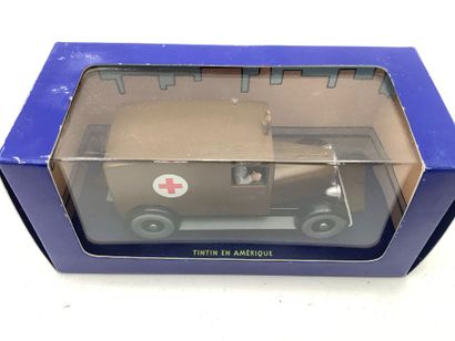 TINTIN, 5 voitures miniatures 1/43 des aventures...