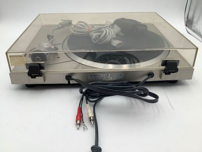 Platine de marque Pioneer modèle PL-200.
En...
