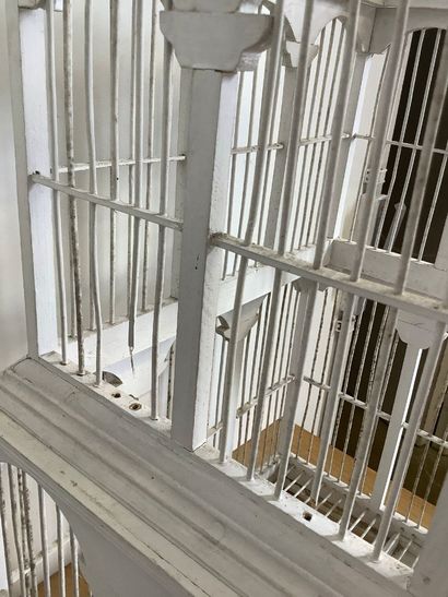 Grande cage à oiseaux décorative en bois...