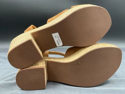 ALIWELL, modèle MIKASA, pointure 39, paire...