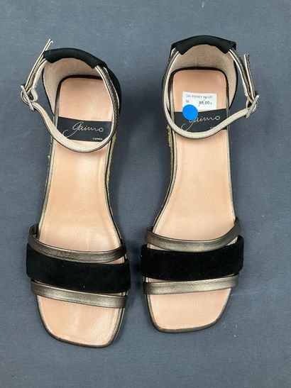 GAIMO, modèle PERRY, pointure 36, paire de...