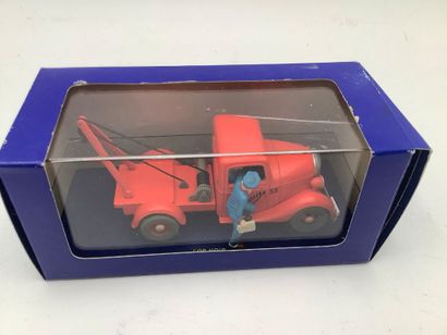 TINTIN, 5 voitures miniatures 1/43 des aventures...