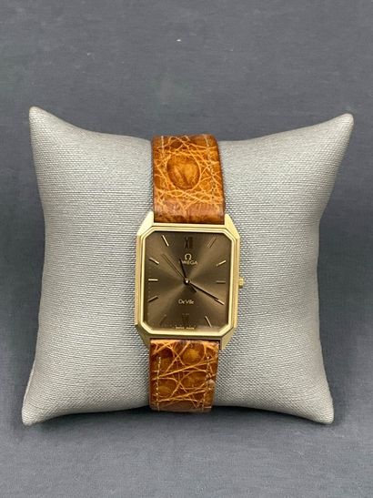 OMÉGA, modèle DE VILLE, montre bracelet dame,...