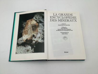 9 livres sur divers sujets:
- Bières du monde...