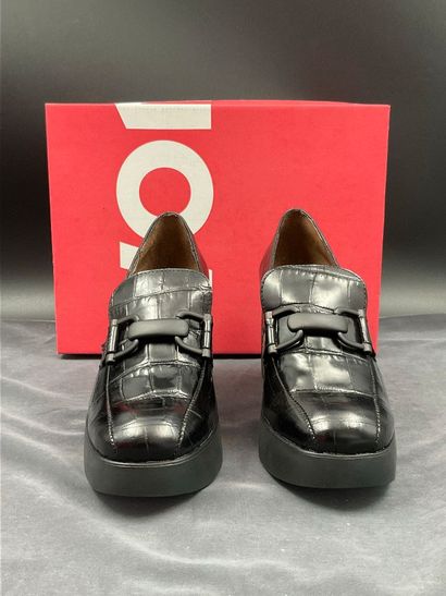 WONDERS, modèle H-4921, pointure 40, paire...