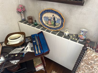 Vente en 1 lot de l'entier mobilier d'un...