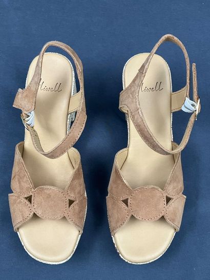 ALIWELL, modèle MIKASA, pointure 39, paire...