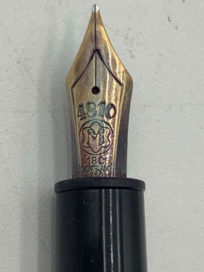 Montblanc, stylo plume de marque Montblanc...