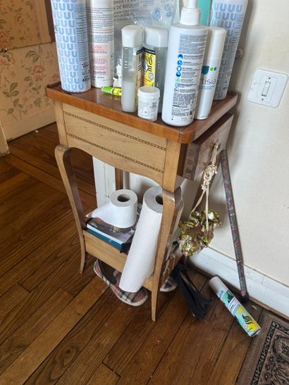 Vente en 1 lot de l'entier mobilier d'un...