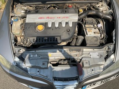 ALFA ROMEO 147 Immatriculée : AW-186-TE 
Genre...