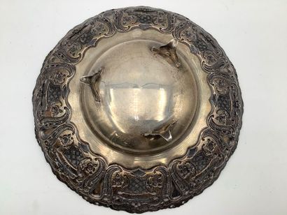 Argent, grande coupe à frise ajourée sur...