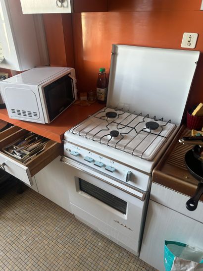 Vente en 1 lot de l'entier mobilier d'un...