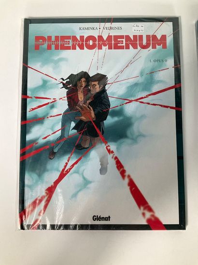 PHENOMENUM, 3 bd, éditions Glénat.
Les bd...