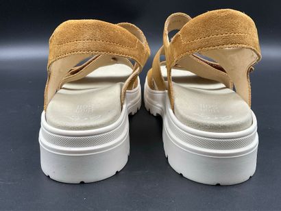 ARA, modèle DOVER-S, pointure 39. Nubuck...