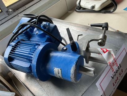 Moteur électrique Leroy Somer, non testé
LOT...