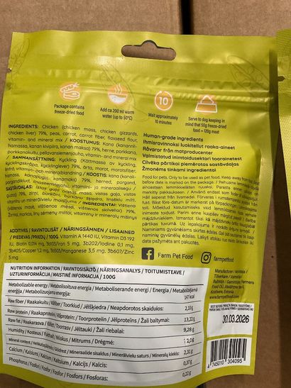 17 cartons de nourriture lyophilisées pour...
