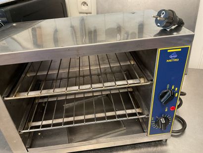 Toaster Métro , fonctionnel, 2 niveaux
ENLEVEMENT...