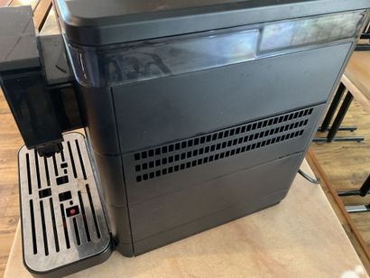 Machine à café fonctionnelle, marque SAECO
ENLEVEMENT...