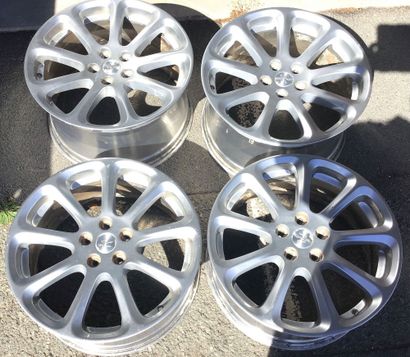 4 jantes aluminium. 19 pouces Maserati d’origine,...
