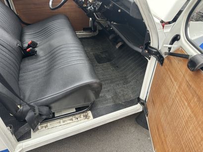 Frais de vente réduits 10 % - CITROEN 2 CV....