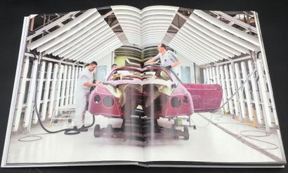 BENTLEY :
Livre Bentley “ The Book” avec...