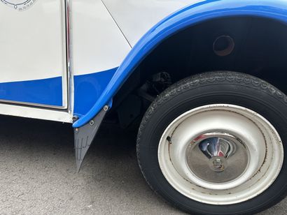 Frais de vente réduits 10 % - CITROEN 2 CV....
