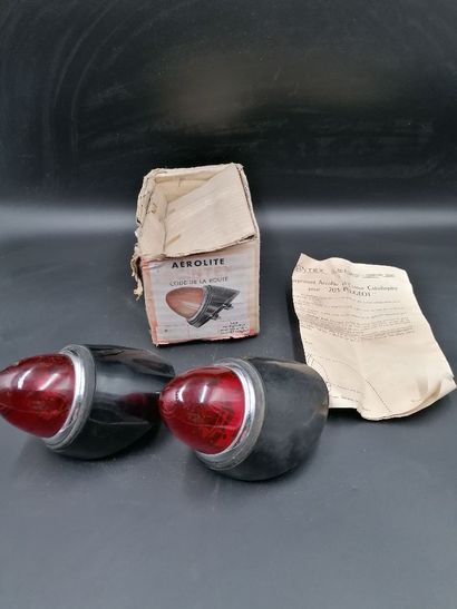 Peugeot 203, Scintex, 2 feux stop ou clignotants...