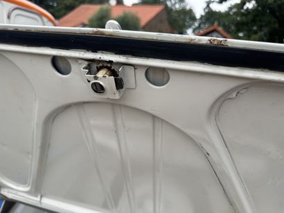 Frais de vente réduits 10 % - CITROEN 2 CV....