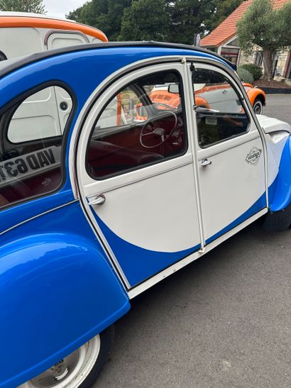 Frais de vente réduits 10 % - CITROEN 2 CV....