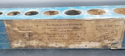 Éternum - Furia, présentoir en bois pour...