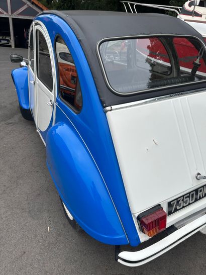 Frais de vente réduits 10 % - CITROEN 2 CV....