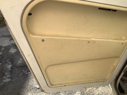 Frais de vente réduits 10 % - CITROEN DYANE....
