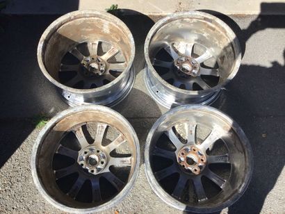 4 jantes aluminium. 19 pouces Maserati d’origine,...