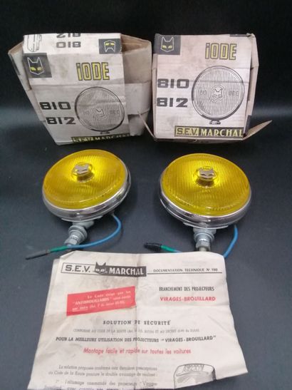 MARCHAL S.E.V, Paire de phares anti- brouillard...
