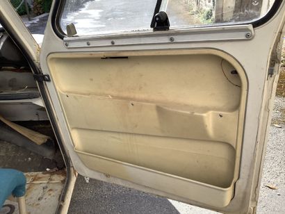 Frais de vente réduits 10 % - CITROEN DYANE....