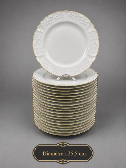 LIMOGES – L. Cie – Modèle « Pompeia Bordeaux...