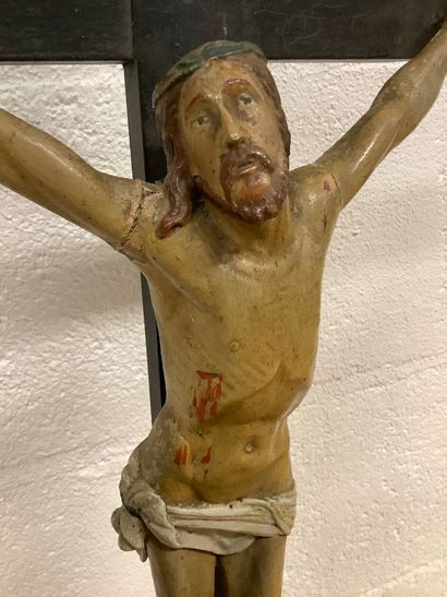 Grand Christ sur la croix en bois, le Christ...