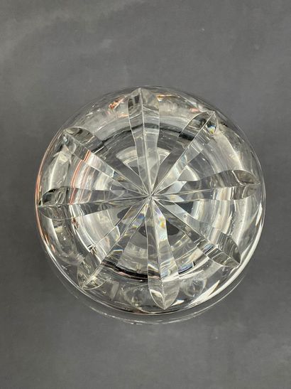 Vase en cristal, hauteur 21 cm. En bon é...