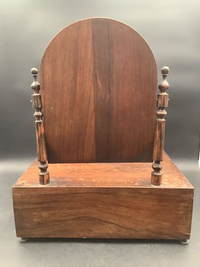 Coiffeuse en bois, avec miroir modulable...