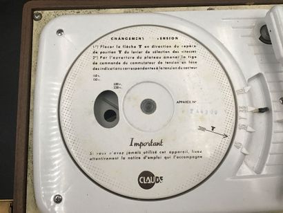 Lot de 2 platines valise avec l’une de marque...