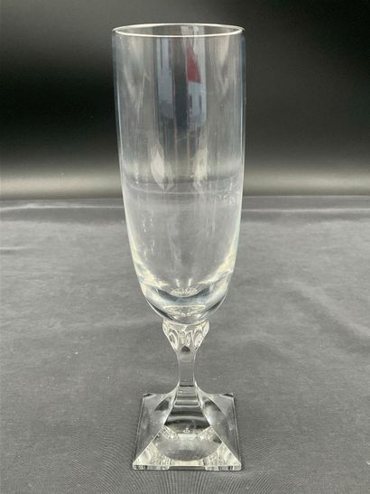 Lot de 26 verres en cristal, verrerie Peill...