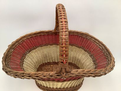 2 paniers en osier en bambou anciens.
Bon...