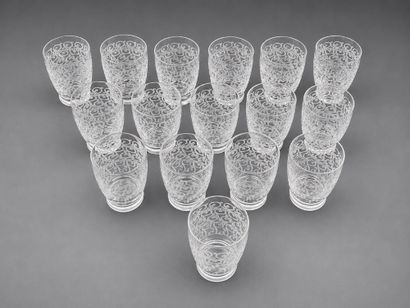Baccarat, modèle Gouvieux, 16 verres en cristal...
