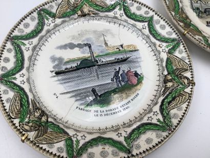 Suite de 10 assiettes en porcelaine opaque...