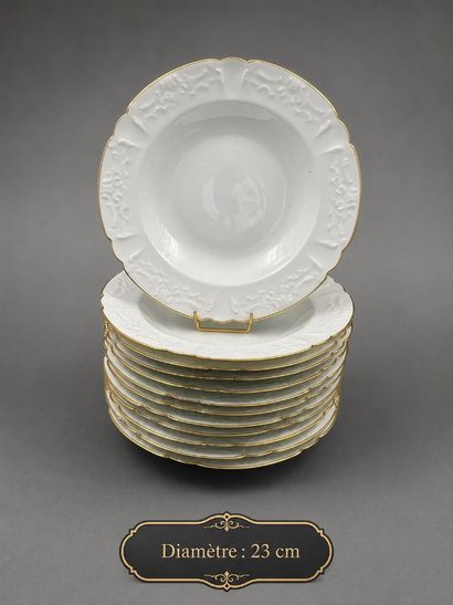LIMOGES – L. Cie – Modèle « Pompeia Bordeaux...