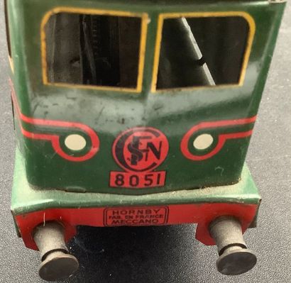 Lot de 24 locomotives de marque Hornby et...